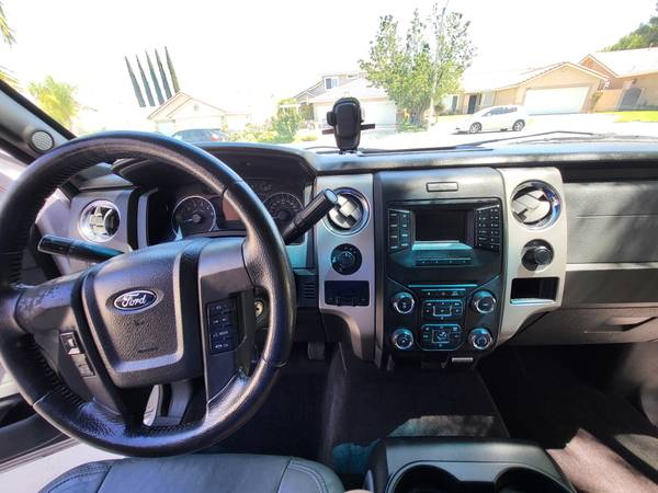 2014 Ford, dovoz USA — foto 11 z 12