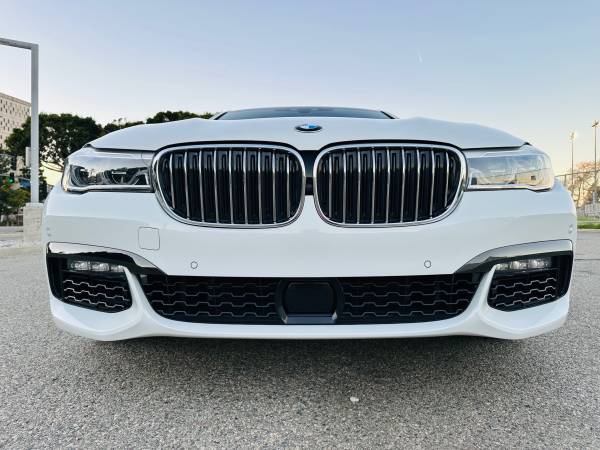 2019 BMW, dovoz USA — foto 4 z 12