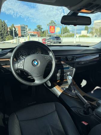 2011 BMW, dovoz USA — foto 10 z 12