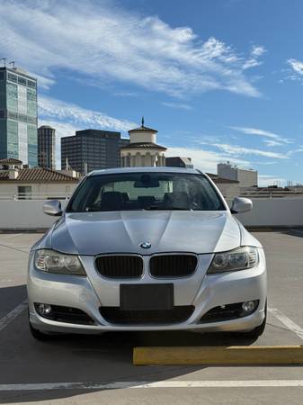 2011 BMW, dovoz USA — foto 2 z 12