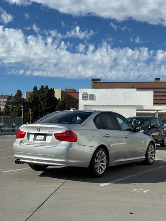 2011 BMW, dovoz USA — foto 5 z 12