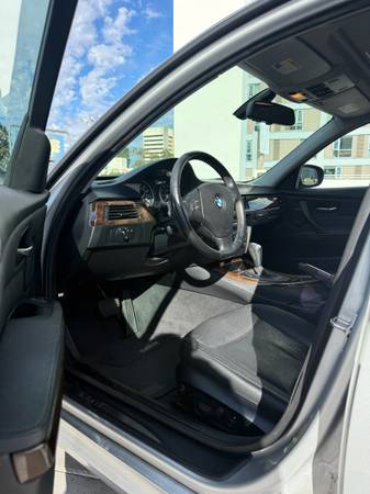 2011 BMW, dovoz USA — foto 8 z 12