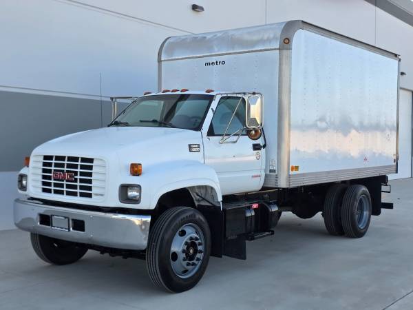 2000 GMC, dovoz USA — foto 10 z 12