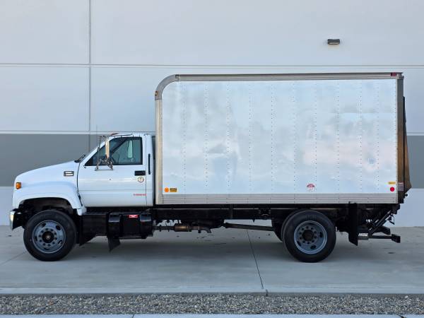 2000 GMC, dovoz USA — foto 9 z 12