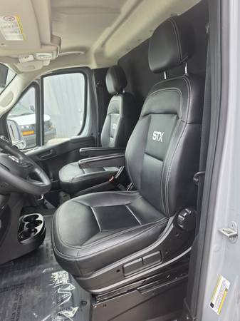 2023 RAM, dovoz USA — foto 10 z 12