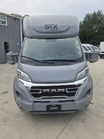 2023 RAM, dovoz USA — foto 9 z 12