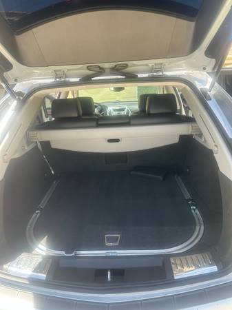 2012 Cadillac, dovoz USA — foto 9 z 10