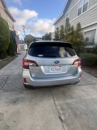 2015 Subaru, dovoz USA — foto 2 z 12