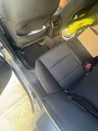 2015 Subaru, dovoz USA — foto 5 z 12