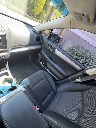 2015 Subaru, dovoz USA — foto 9 z 12