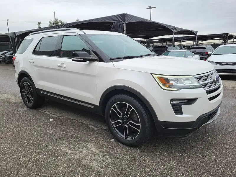 2018 Ford Explorer XLT, 115 559 km, dovoz Kanada — foto 5 z 12