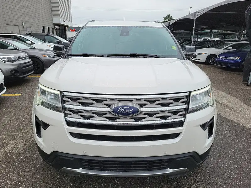 2018 Ford Explorer XLT, 115 559 km, dovoz Kanada — foto 6 z 12