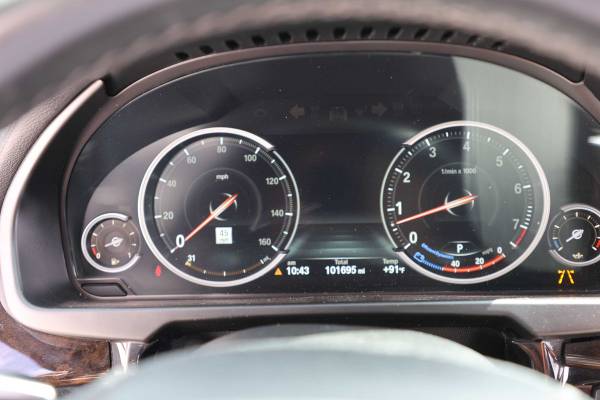 2017 BMW, dovoz USA — foto 11 z 12