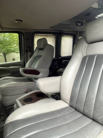 2012 Chevrolet, dovoz USA — foto 4 z 12