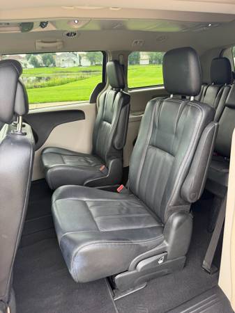 Chrysler, dovoz USA — foto 11 z 12