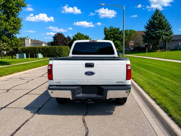 2016 Ford, dovoz USA — foto 6 z 12
