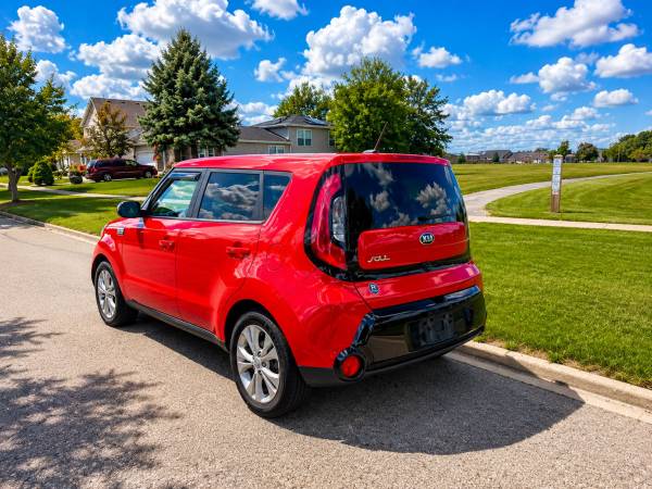 Kia, dovoz USA — foto 7 z 12