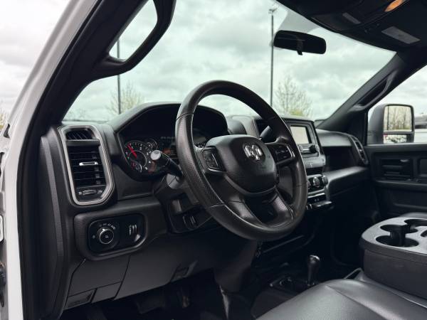 2023 RAM, dovoz USA — foto 12 z 12