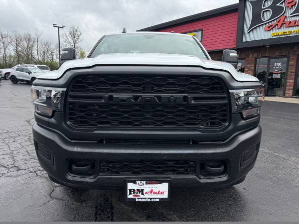 2023 RAM, dovoz USA — foto 2 z 12
