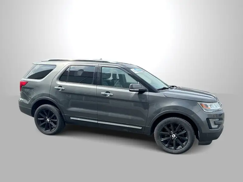 2017 Ford Explorer Limited, šedá, 160 184 km, dovoz Kanada — foto 2 z 12
