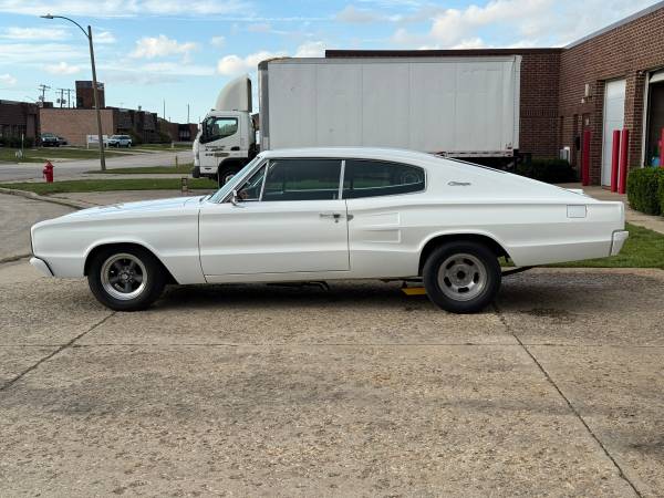 Dodge, dovoz USA — foto 7 z 12