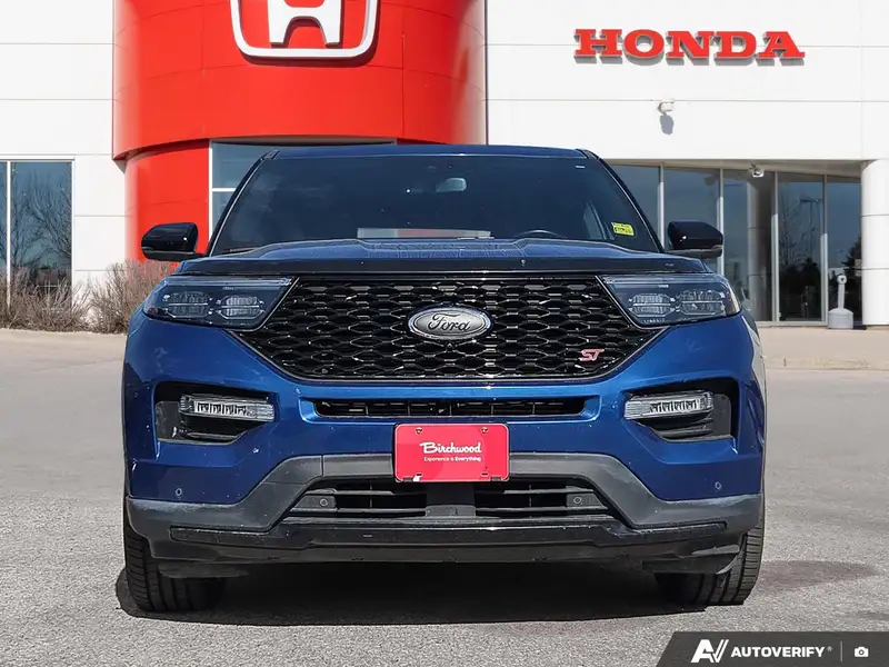 2021 Ford Explorer, modrá, 68 529 km, dovoz Kanada — foto 2 z 7
