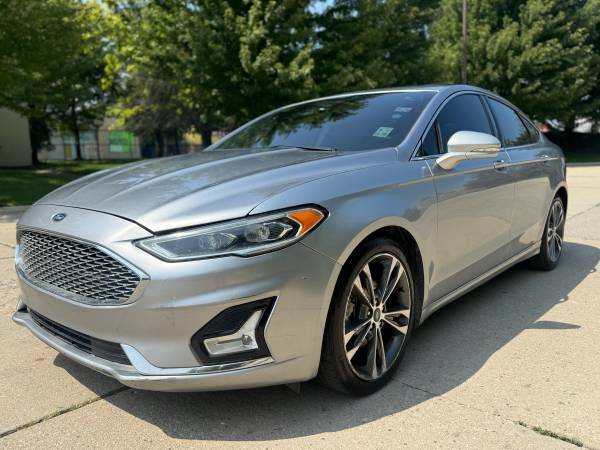 2020 Ford, dovoz USA — foto 1