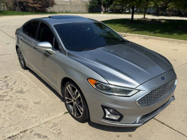 2020 Ford, dovoz USA — foto 2 z 12
