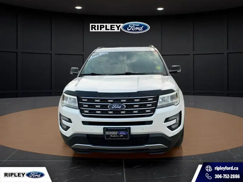 2016 Ford Explorer XLT, bílá, 200 484 km, dovoz Kanada — foto 2 z 12