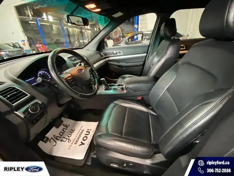 2016 Ford Explorer XLT, bílá, 200 484 km, dovoz Kanada — foto 5 z 12