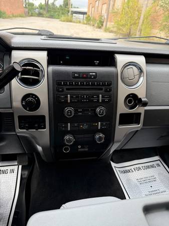 2014 Ford, dovoz USA — foto 12 z 12