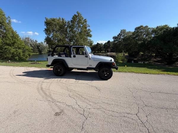 2005 Jeep, dovoz USA — foto 4 z 12