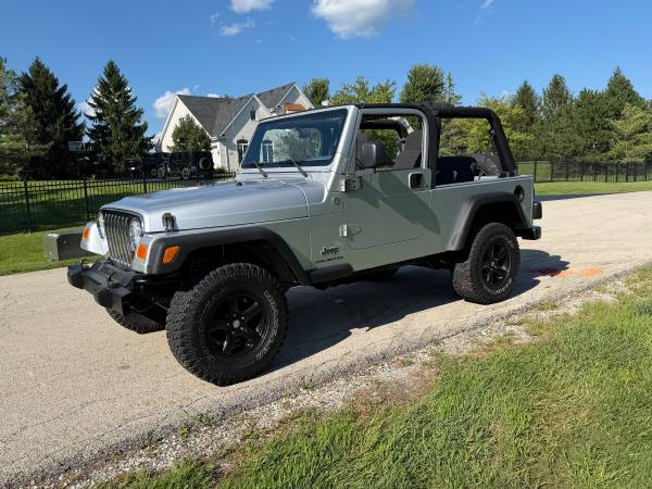 2005 Jeep, dovoz USA — foto 7 z 12