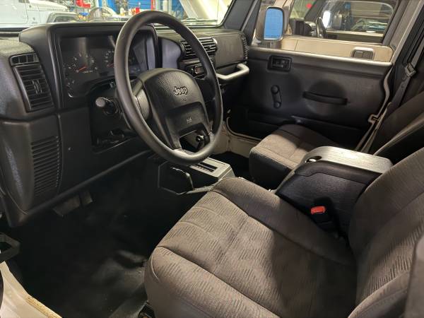 2005 Jeep, dovoz USA — foto 10 z 12