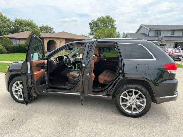 2016 Jeep, dovoz USA — foto 10 z 11