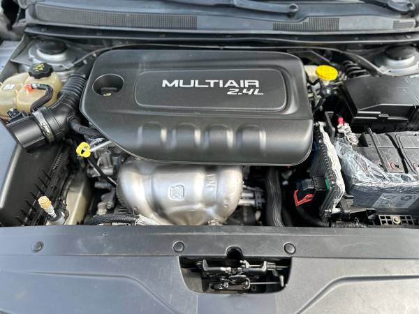 Chrysler, dovoz USA — foto 5 z 8