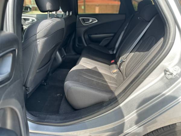 Chrysler, dovoz USA — foto 8 z 8