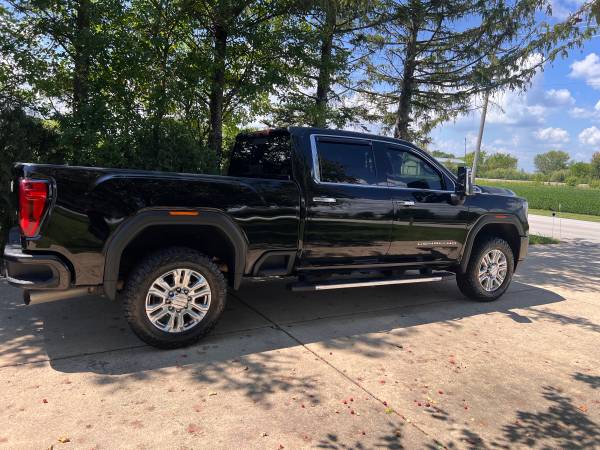 2022 GMC, dovoz USA — foto 7 z 12