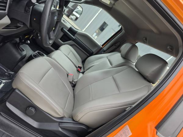 2017 Ford, dovoz USA — foto 9 z 12