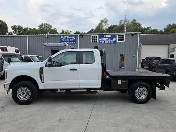 2024 Ford, dovoz USA — foto 2 z 12