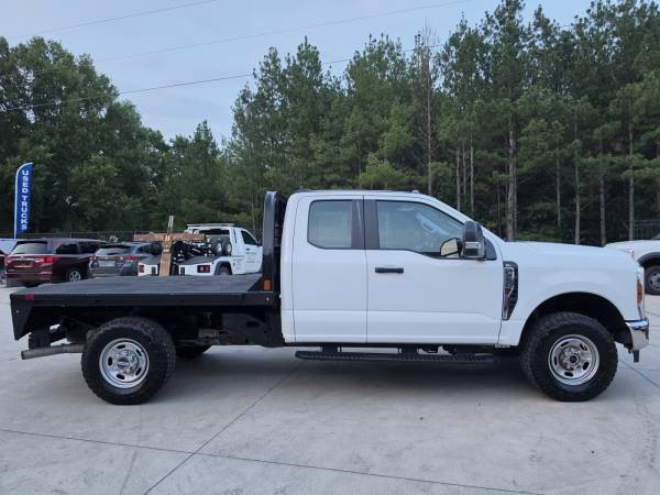 2024 Ford, dovoz USA — foto 6 z 12