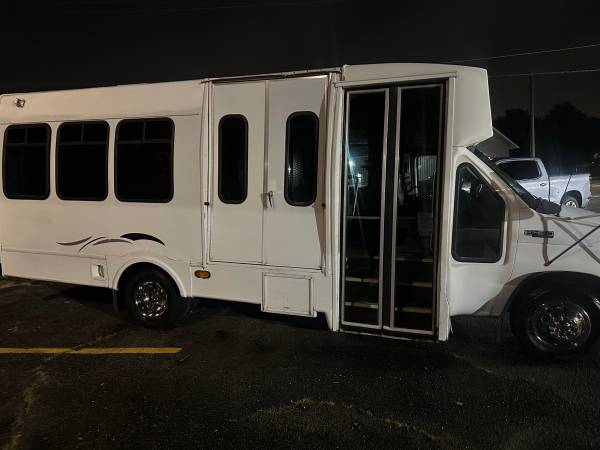 Ford, dovoz USA — foto 3 z 12