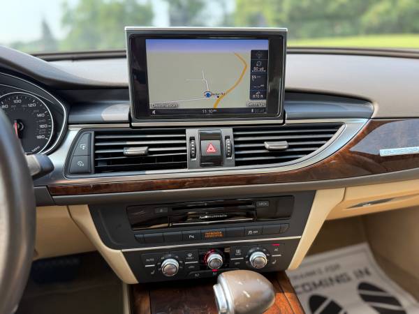 2012 Audi, dovoz USA — foto 11 z 12