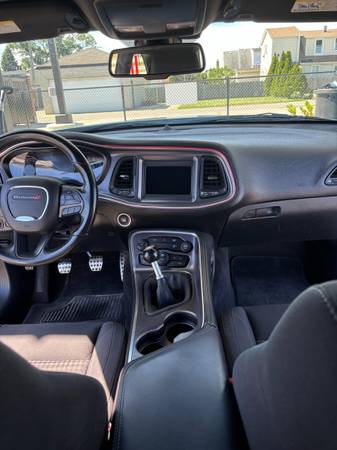 2018 Dodge, dovoz USA — foto 9 z 12