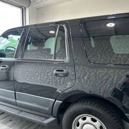 2017 Ford, dovoz USA — foto 6 z 12