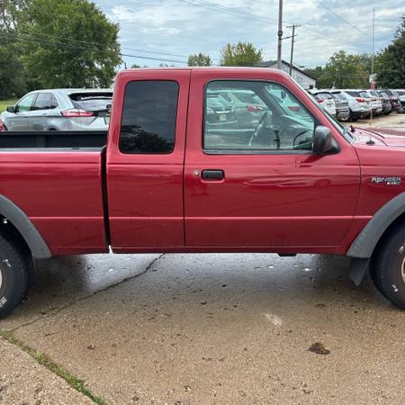 2002 Ford, dovoz USA — foto 9 z 12