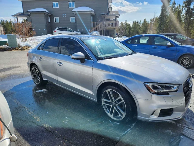 2017 Audi A3, 155 000 km, dovoz Kanada — foto 2 z 4