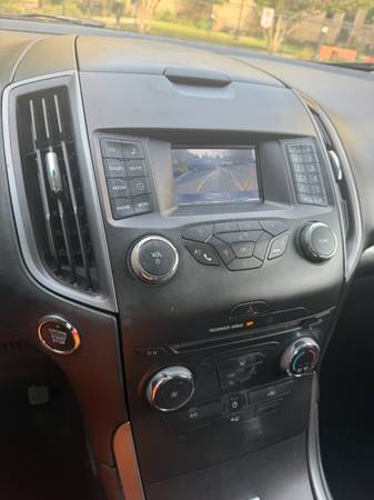 2015 Ford, dovoz USA — foto 6 z 6