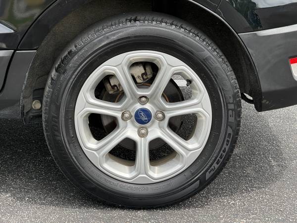 2019 Ford, dovoz USA — foto 8 z 12