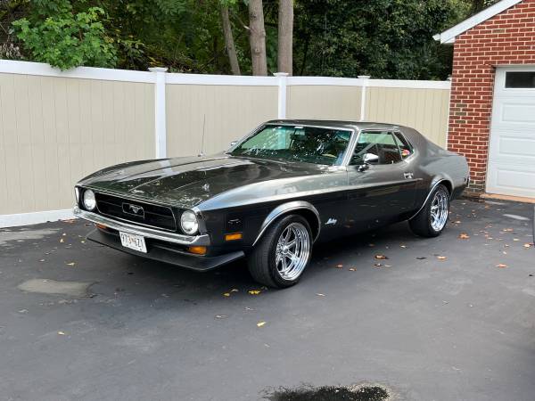 Mustang, dovoz USA — foto 2 z 12